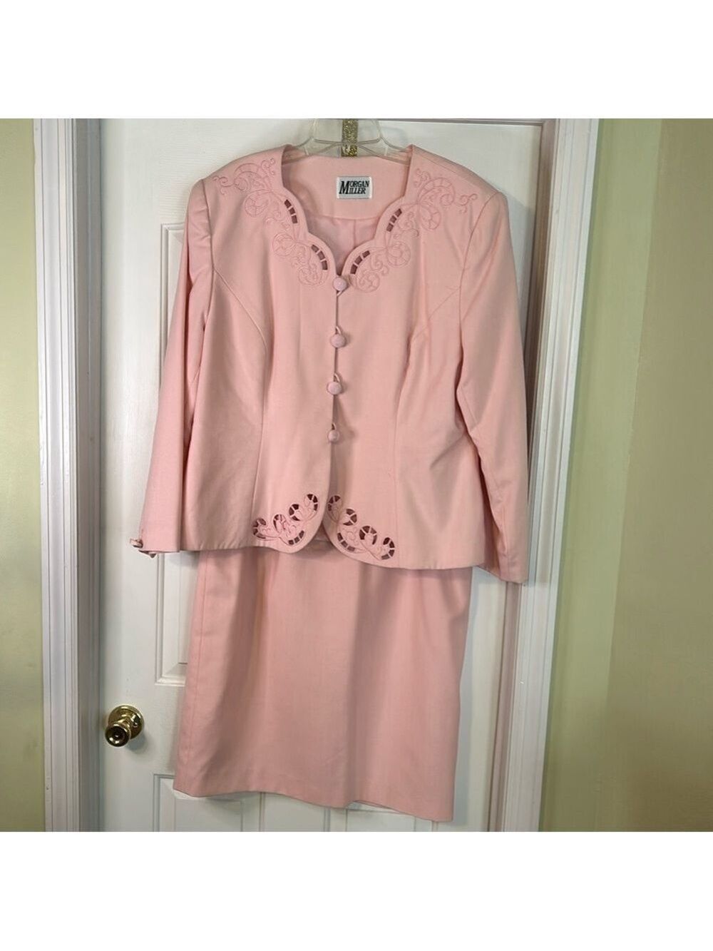 Morgan Miller ladies 2 piece embroidered suit.  Size 18. Good condition